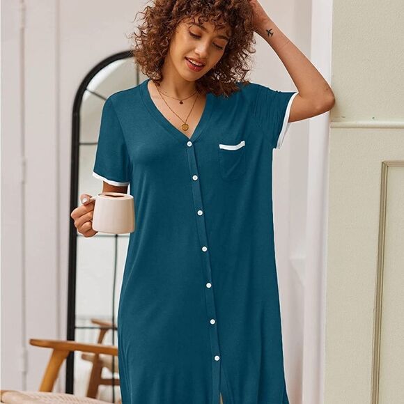 🎀 Sleepwear Nightgown  - Picture 1 of 5